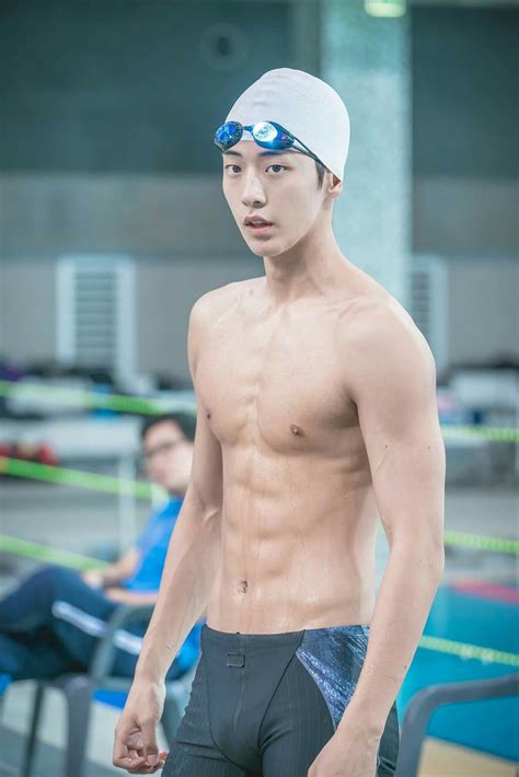 nam joo hyuk physical